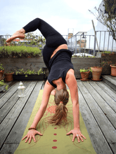 Load image into Gallery viewer, Symmetry Yoga Mat - Evolving Spirit