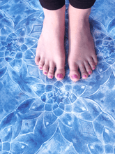Load image into Gallery viewer, Blue Lotus Eco-Friendly Yoga Mat