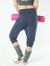 Load image into Gallery viewer, Padmini Capri Yoga Pant - Indigo