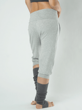 Load image into Gallery viewer, Padmini Capri Yoga Pant - Grey Marl