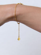 Load image into Gallery viewer, The Rhythm of Life - Gold &amp; Carnelian Gemstone Bracelet