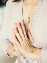 Load image into Gallery viewer, The Dance of Awareness - Gold &amp; Labradorite Gemstone Bracelet