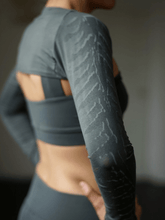 Load image into Gallery viewer, Bolero Sarala Yoga Wrap - Dark Olive