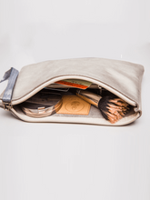 Load image into Gallery viewer, Metallic Leather Poshettes