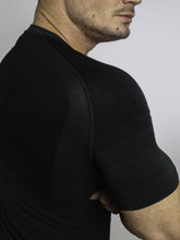 Load image into Gallery viewer, Pointer Seamless Gradient Stripe S/S Tee - Moss Green