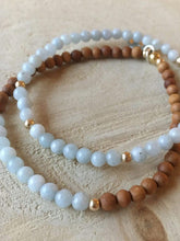 Load image into Gallery viewer, Delicate Aquamarine Bracelet