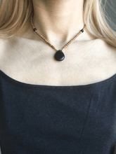 Load image into Gallery viewer, Strength Sandalwood Mala Choker