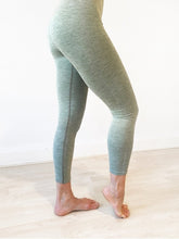 Load image into Gallery viewer, Slimfit II Yoga Legging - Olive Green