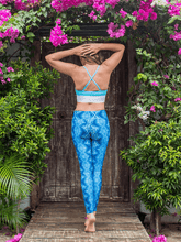 Load image into Gallery viewer, Sol Legging - Fantasy Print