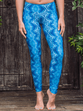 Load image into Gallery viewer, Sol Legging - Fantasy Print