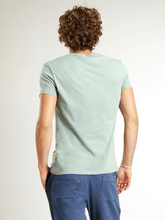 Load image into Gallery viewer, Cool Straight-Fit Organic Cotton Yoga T Shirt