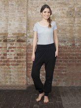 Load image into Gallery viewer, Pocket Play Harem Pants Black