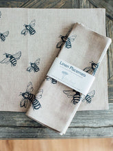 Load image into Gallery viewer, Placemats in Pure Linen - Honey Bee Collection