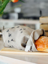 Load image into Gallery viewer, Bread Bag in Pure Linen - Honey Bee Collection