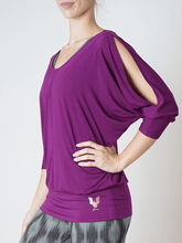 Load image into Gallery viewer, Saravati Long Sleeve Yoga Top