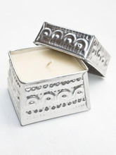 Load image into Gallery viewer, Traditional Offering Candle - Mini Guava