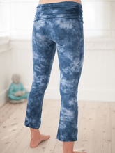 Load image into Gallery viewer, Half Moon Organic Yoga Leggings - Blue