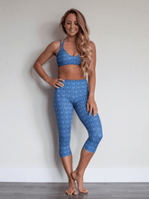 Load image into Gallery viewer, Sol Capri Yoga Pants - Solstice