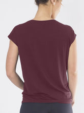 Load image into Gallery viewer, Yoga Top Varuna - Mystic Red