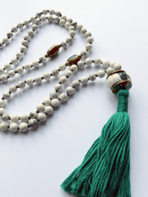 Load image into Gallery viewer, Howlite &amp; Tibetan Brass Mala